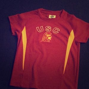 A USC shirt